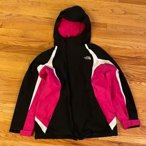 The North Face Ski Parka Shell Only in very good condition.